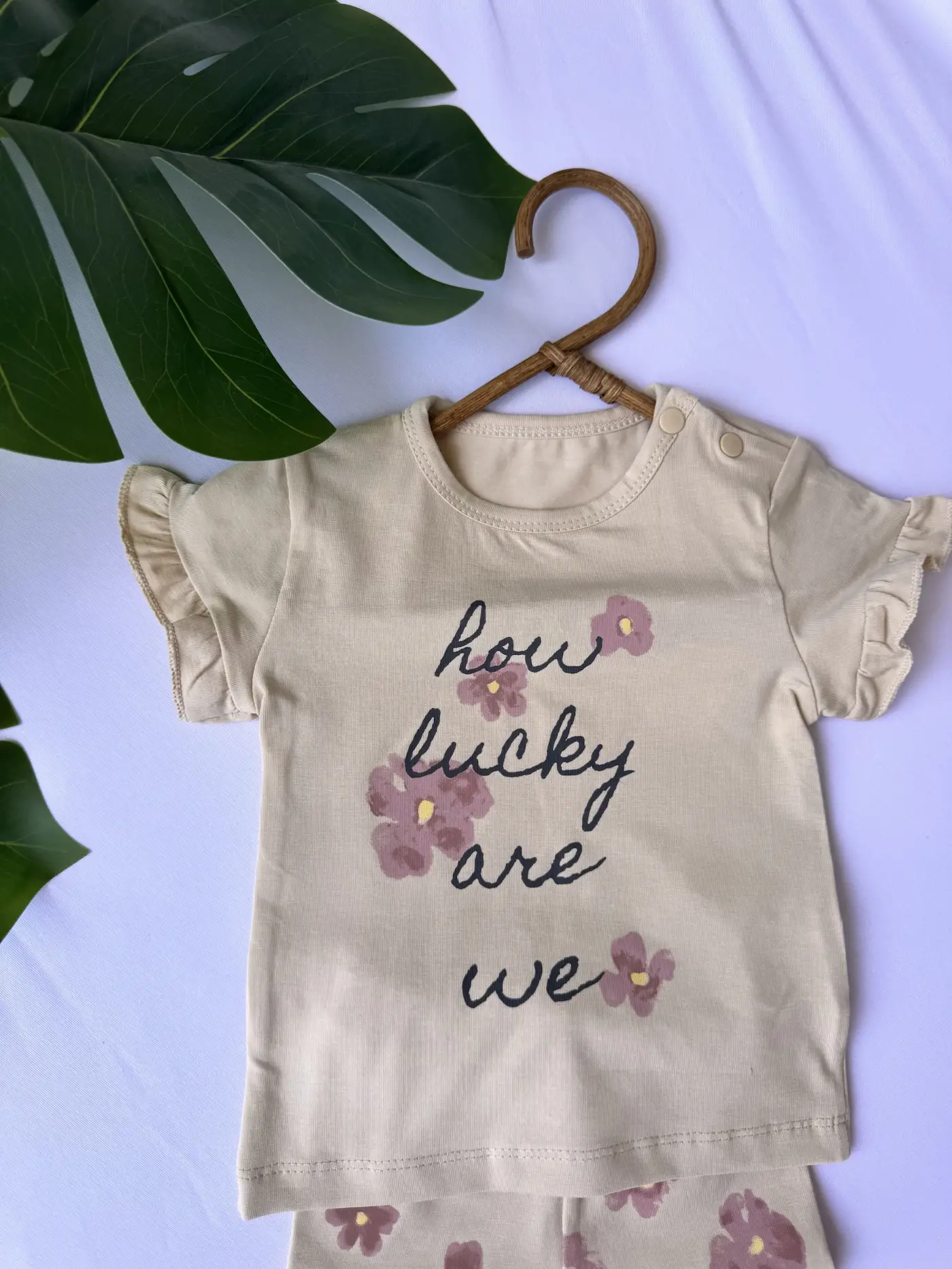 Naturel Çiçek Desenli Takım