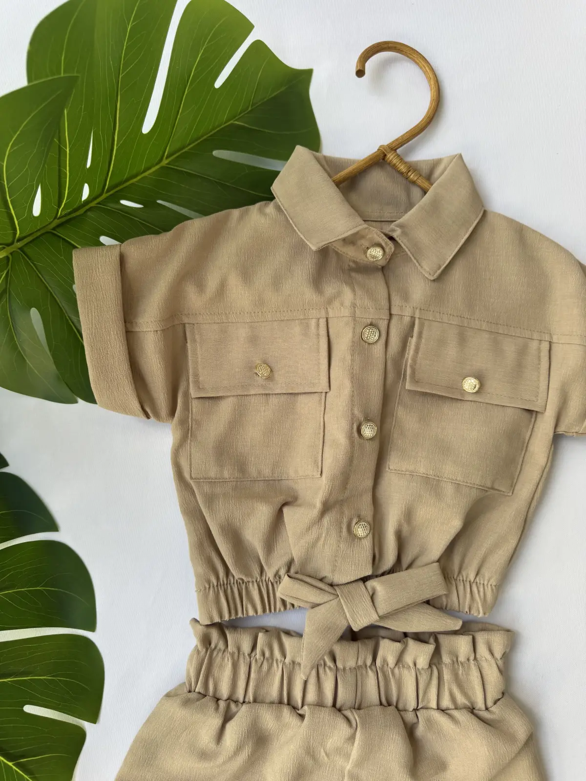 Kız Gömlekli Takım